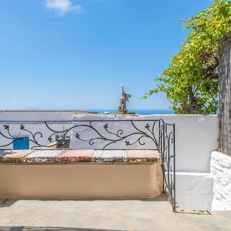 Triantaros Iconic House By Tinosstay Сasa de vacaciones